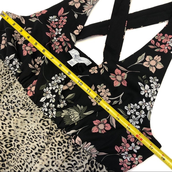 Libby Edelman Halter Ruffle Top Large - Picture 6 of 9